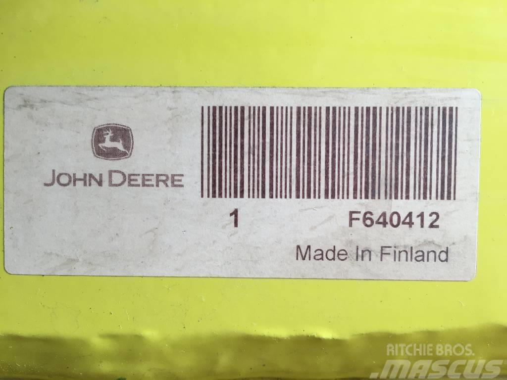 John Deere H754 / HTH460 Tilt frame F640412 Hārvesteru kausi