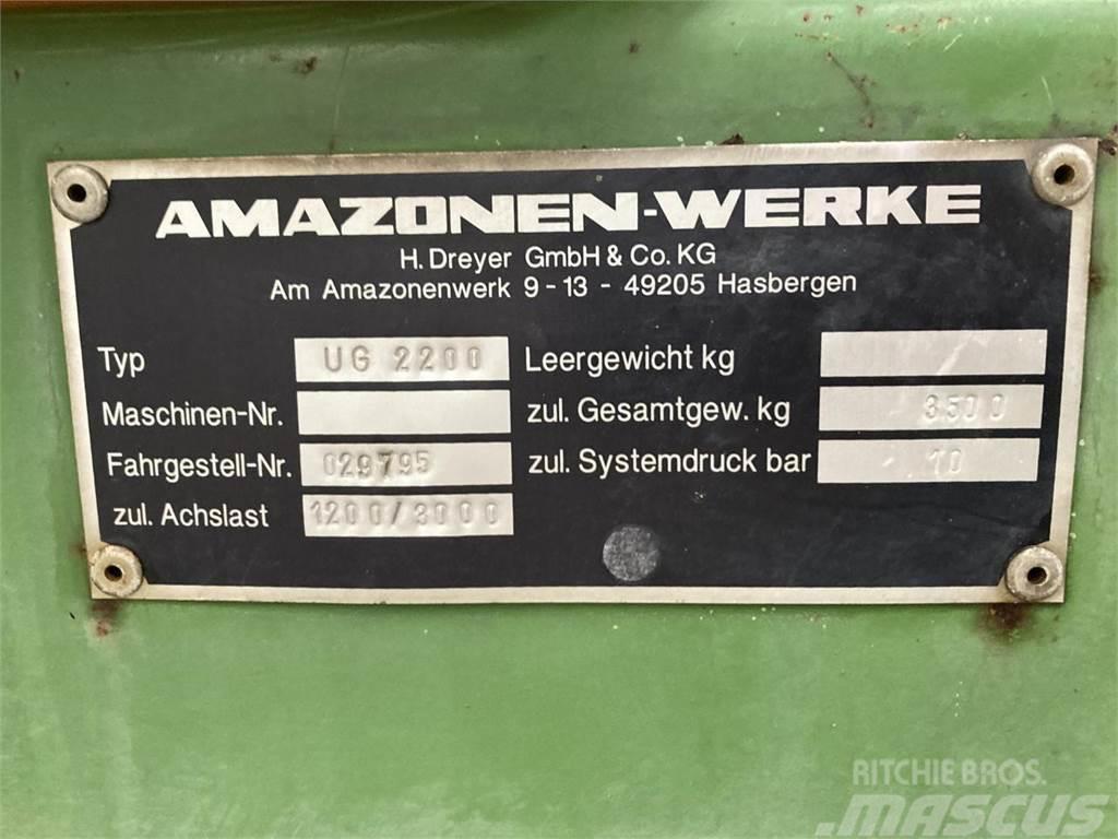 Amazone UG 2200 Piekabināmie smidzinātāji(miglotāji)