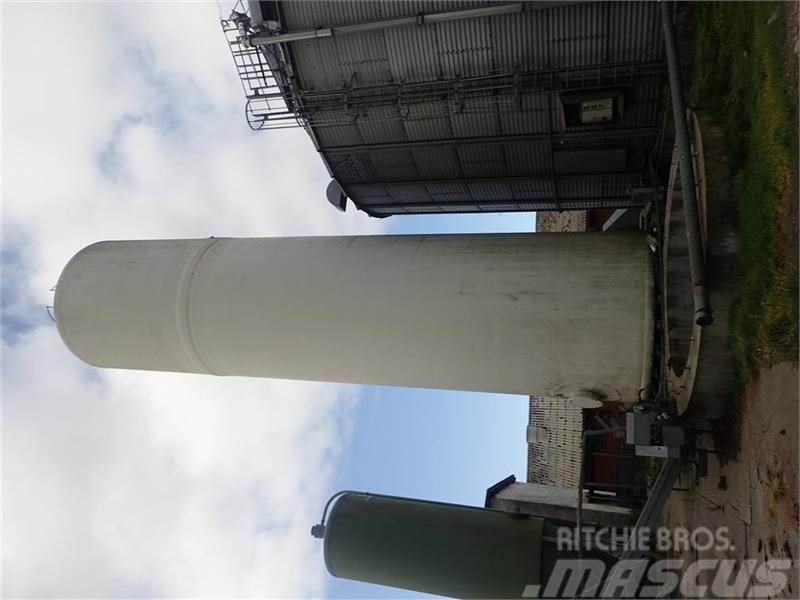 Tunetank glasfiber silo 210 m3 Tvertņu izkraušanas aprīkojums