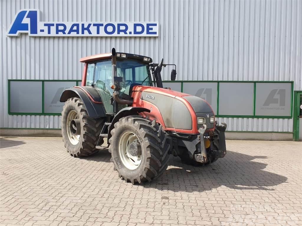 Valtra T151 Traktori