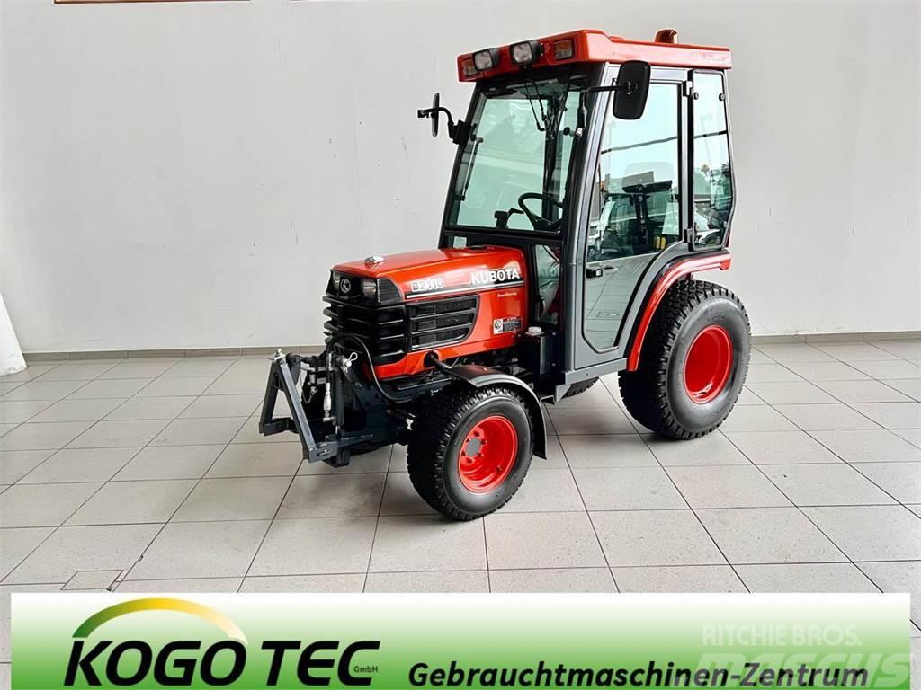 Kubota B2110 Kompaktie traktori