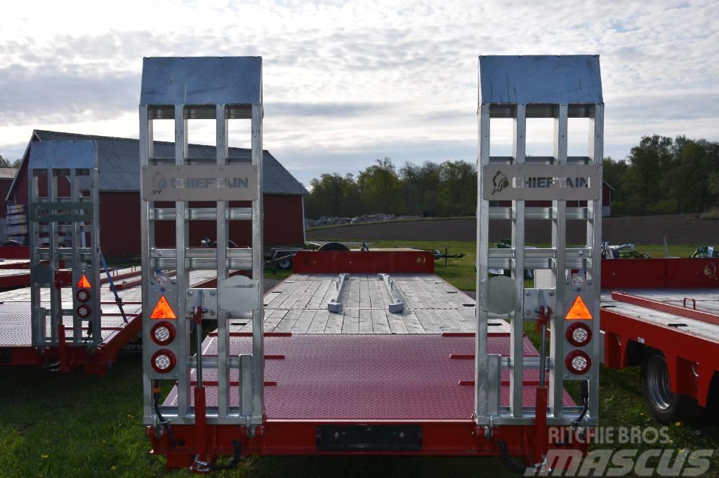 Chieftain 3-axl Maskintransportkärra traktor 24 ton Citas piekabes