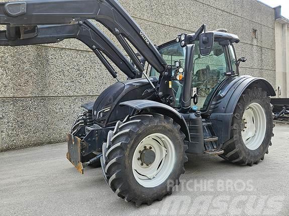 Valtra N174D - Unlimited Traktori