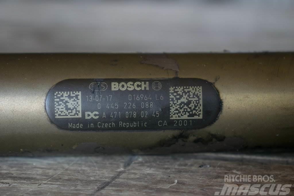 Bosch ΑΓΩΓΟΣ ΔΙΑΝΟΜΗΣ ΚΑΥΣΙΜΟΥ (ΦΛΟΓΕΡΑ) MERCEDES ACTROS Citas sastāvdaļas