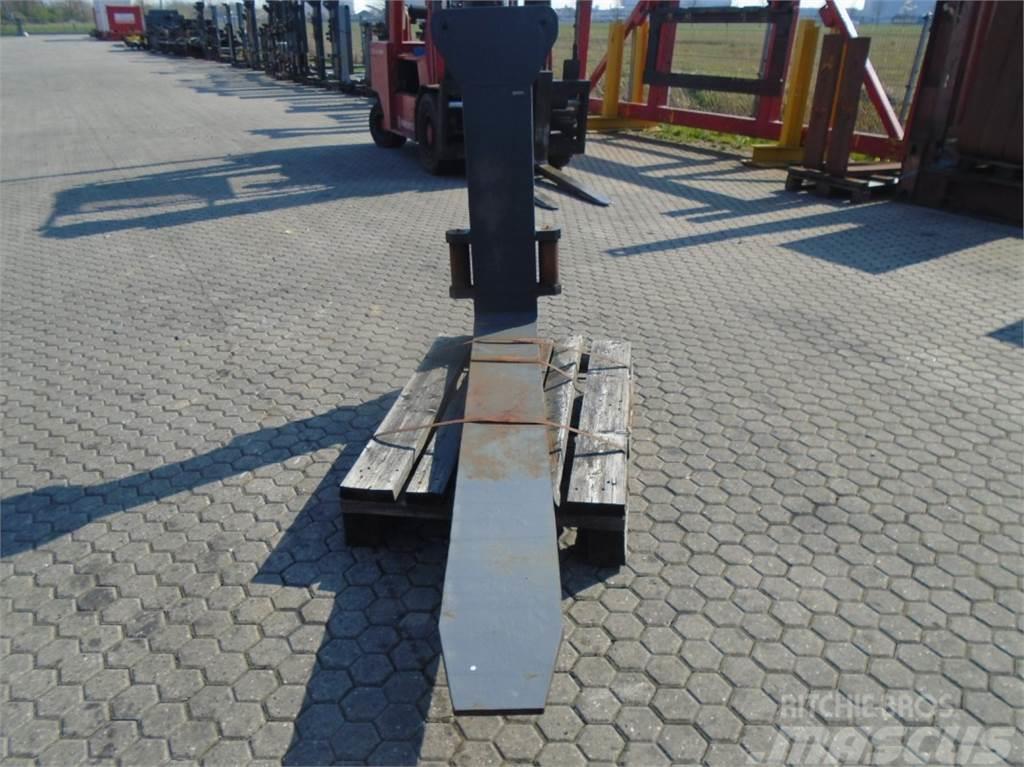  FORK Fitted with Rolls14000kg@1200mm // 2000x250x8 Dakšas