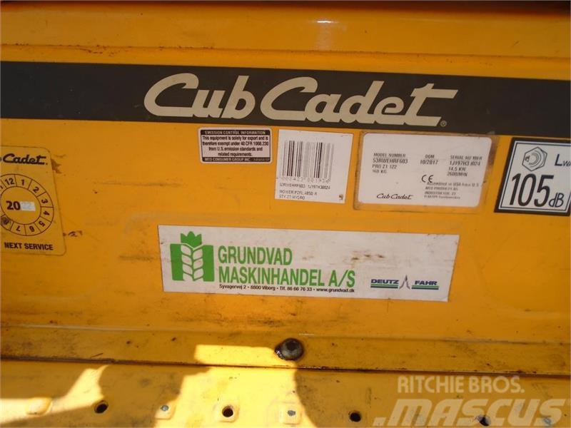 Cub Cadet Z1 L122cm - 2019 - 480 Timer Kompaktie traktori