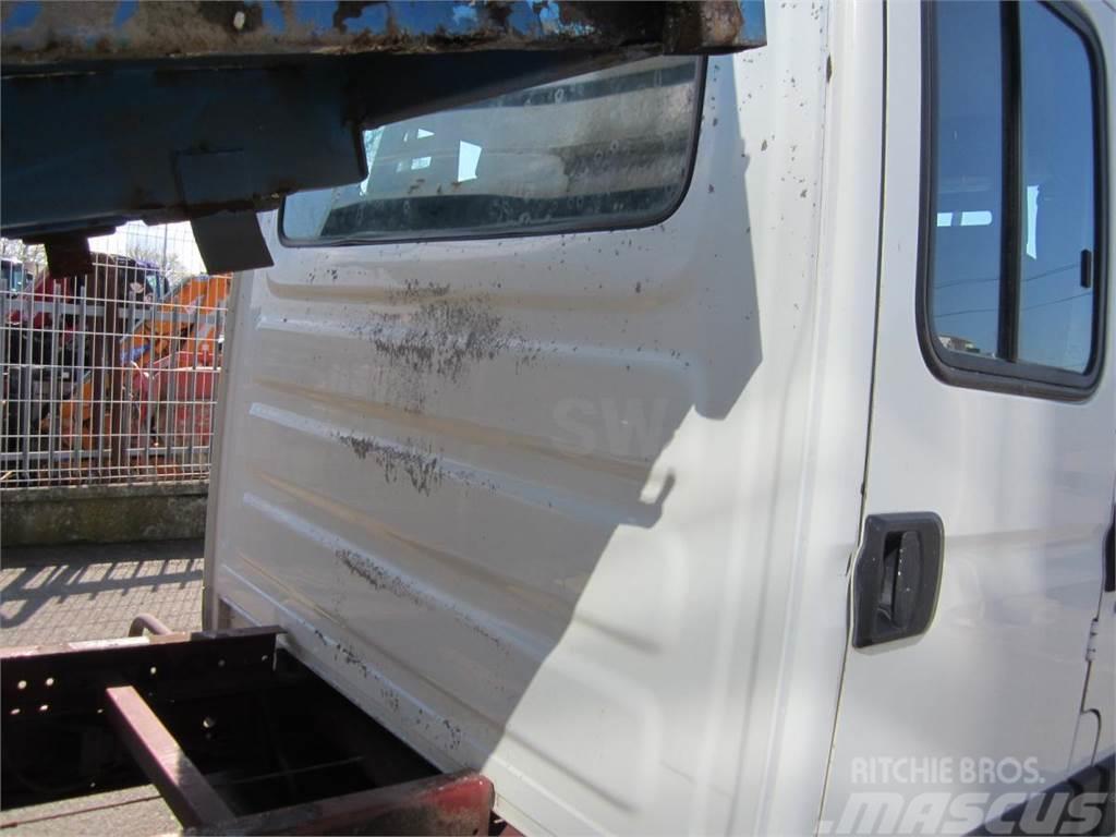 Iveco Daily 35C13 Vieglais kravas automobilis/izkraušana no sāniem
