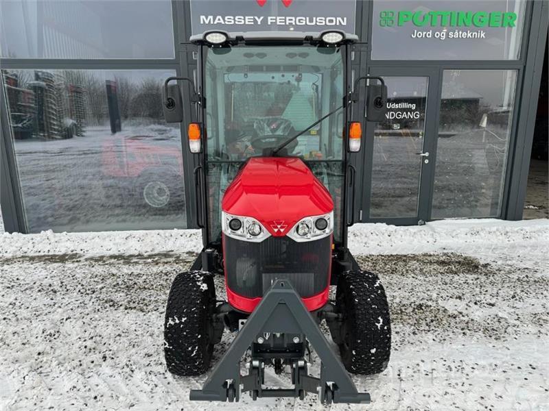 Massey Ferguson 1740M-HC Kompaktie traktori