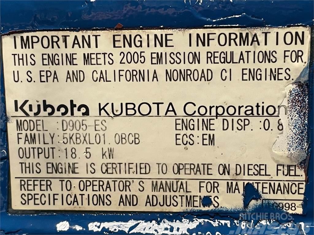 Kubota D905-ES motor Dzinēji