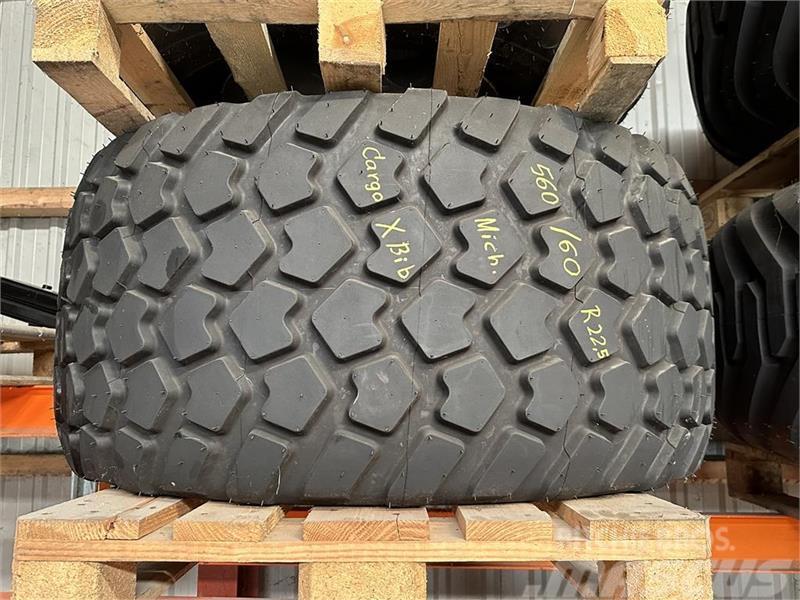 Michelin 560/60 R22.5 ** Nyt komplet hjul ** Riepas, riteņi un diski