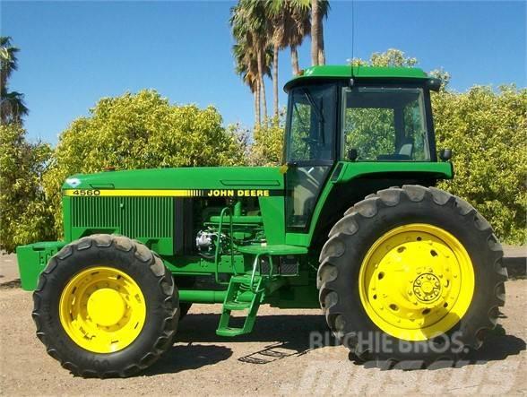John Deere 4560 Traktori