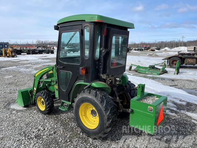 John Deere 3520 Kompaktie traktori