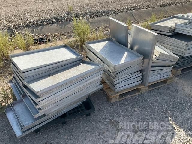  Quantity of Aluminum Trays Citi
