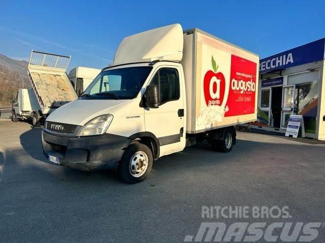 Iveco DAILY 35C18A Furgons