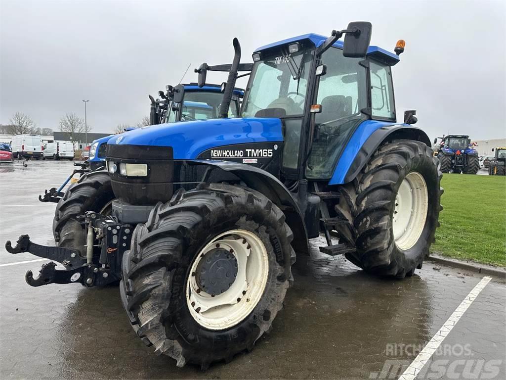 New Holland TM165 Traktori