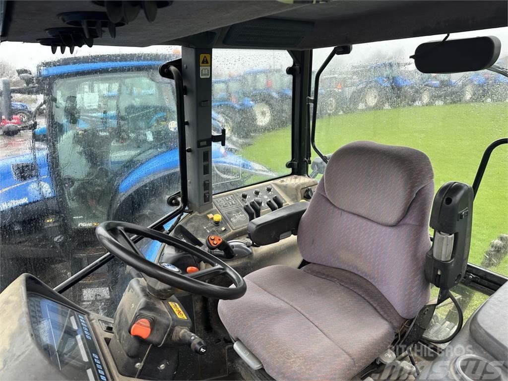 New Holland TM165 Traktori