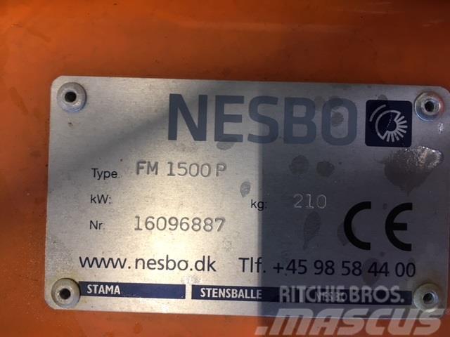 Nesbo FM 1500 P Ielu tīrīšanas mašīnas