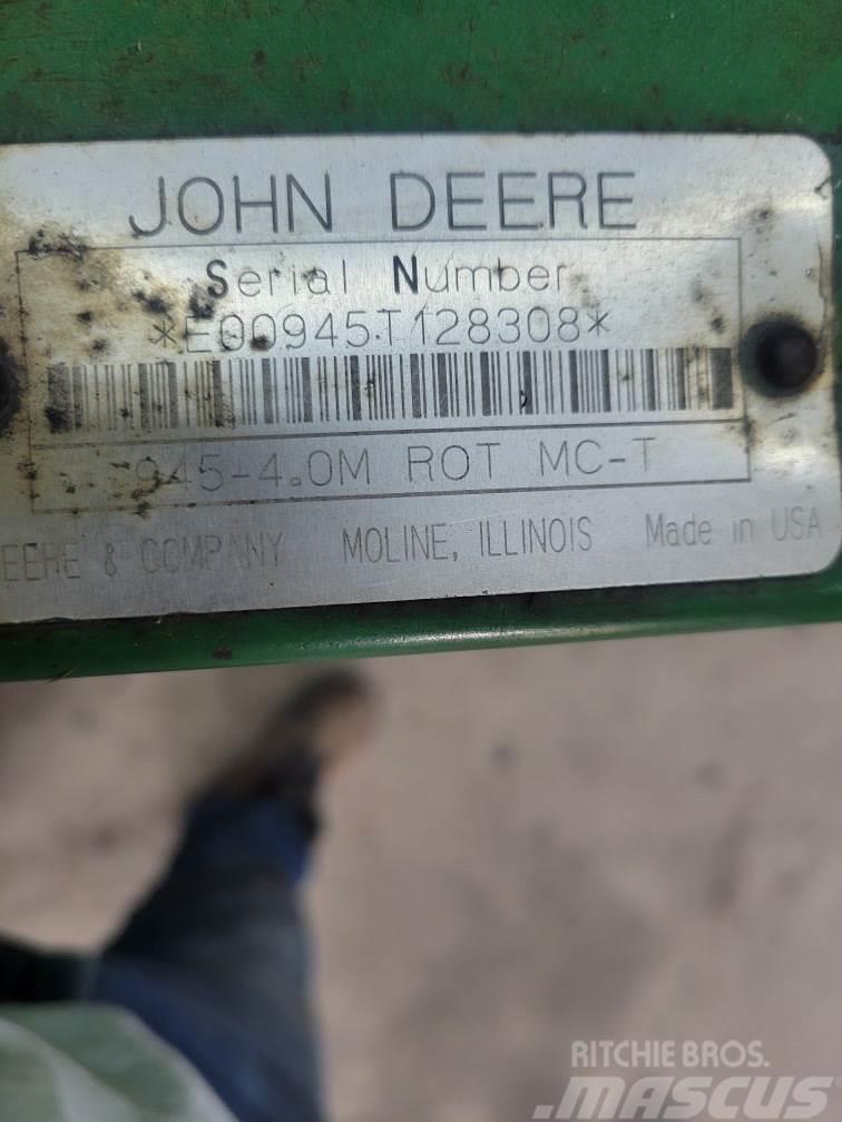 John Deere 945 Pļaujmašīnas ar kondicionieri