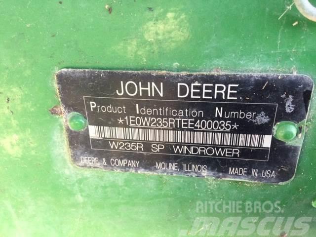 John Deere W235 Pļaujmašīnas