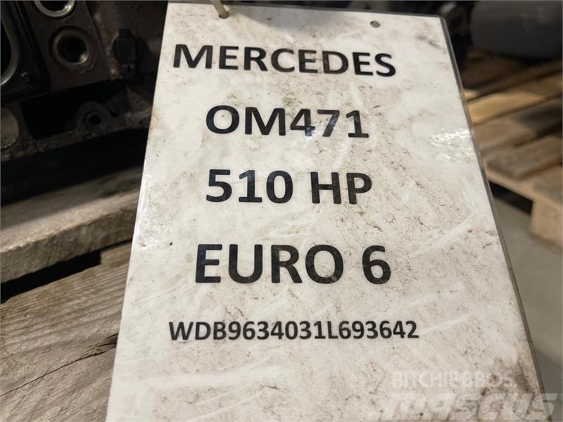 Mercedes-Benz MERCEDES CYLINDERHEAD A4710104220 Dzinēji