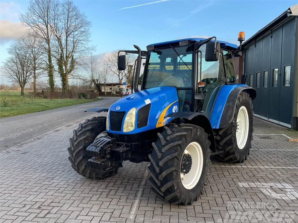 New Holland TL90A Traktori