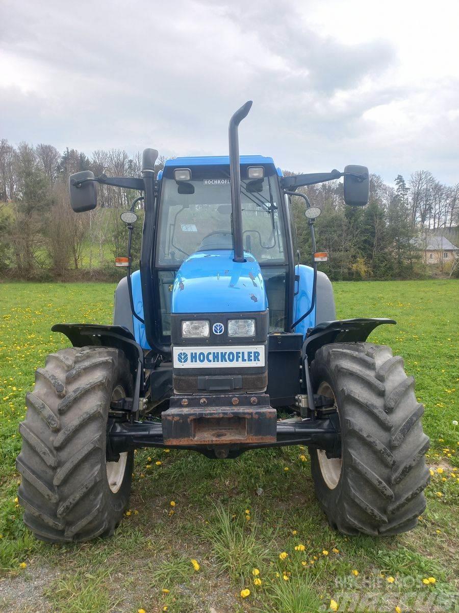 New Holland TS90 Traktori