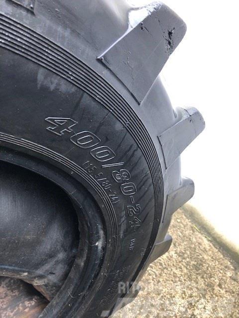 Dunlop 400/80 X 24 Riepas, riteņi un diski