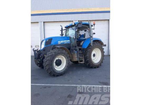 New Holland T7185 Traktori