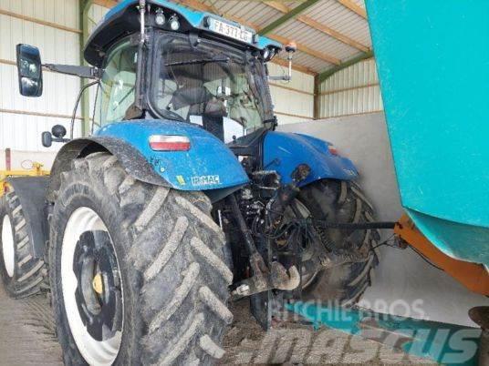 New Holland T7230AC Traktori
