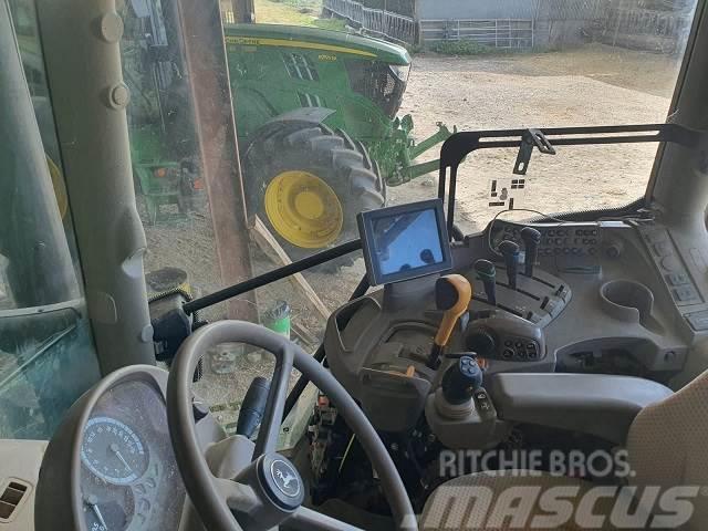 John Deere 6135R Traktori