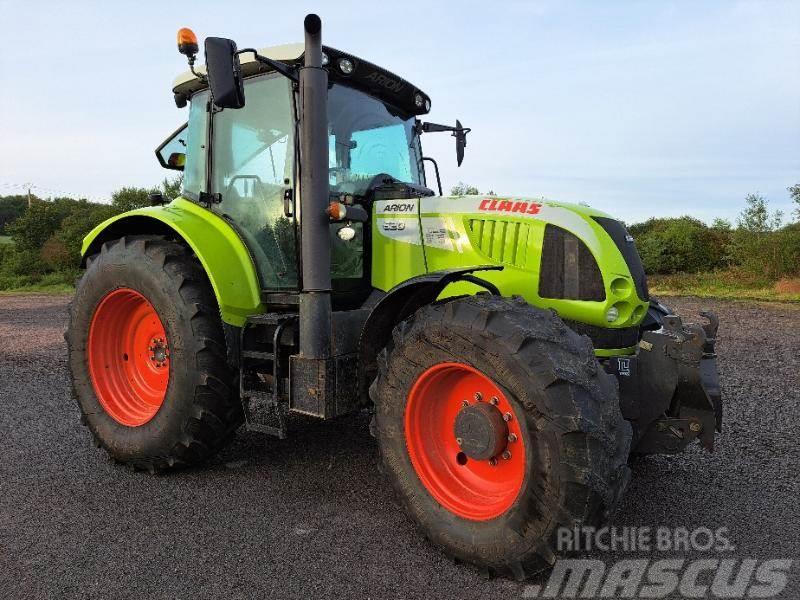CLAAS ARION 620 Traktori