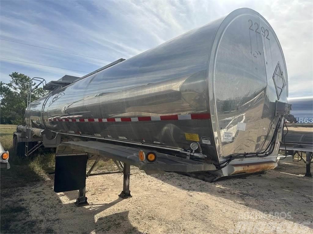  BarBel 5000 GALLON - STAINLESS - CENTER DISCHARGE Autocisternas