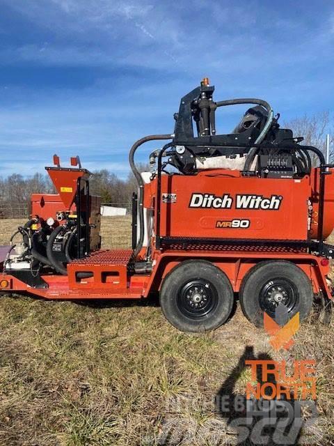 Ditch Witch MR90 Apūdeņošanas sūkņi