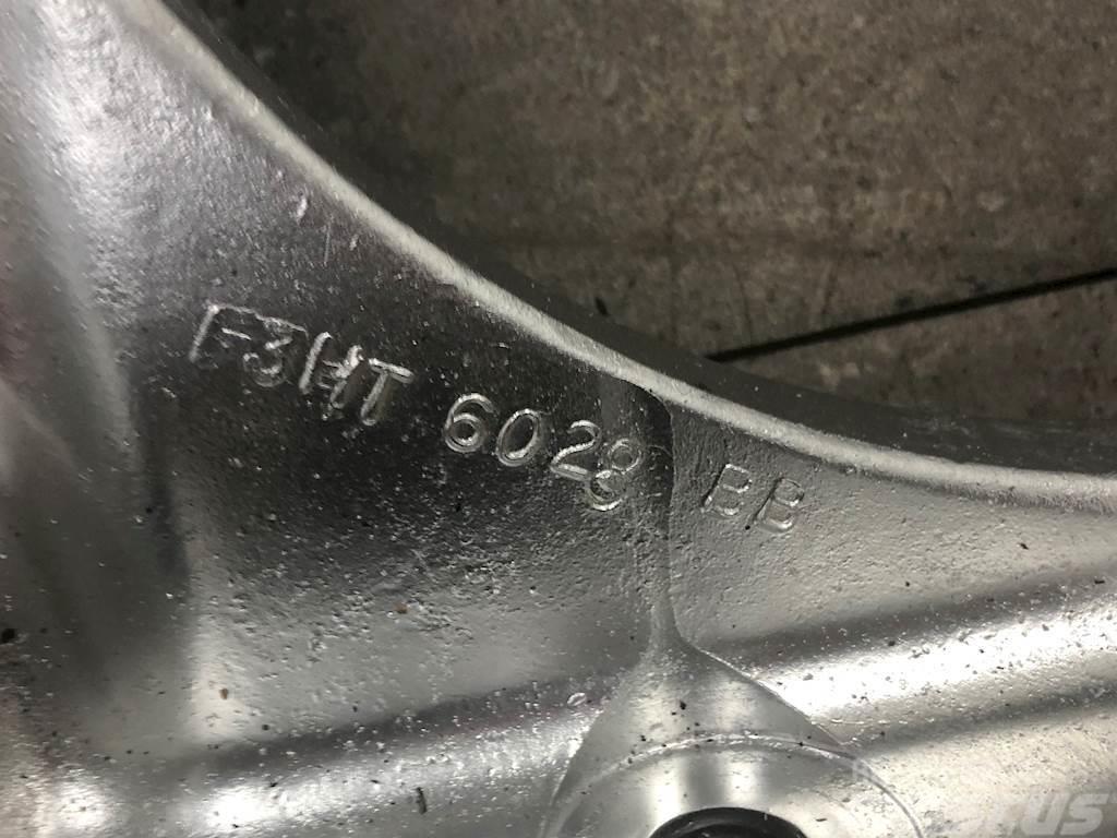 Ford F3HT-6028-BB Dzinēji