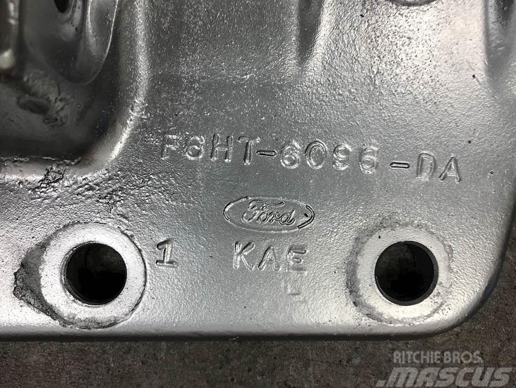 Ford F6HT-6096-DA Dzinēji