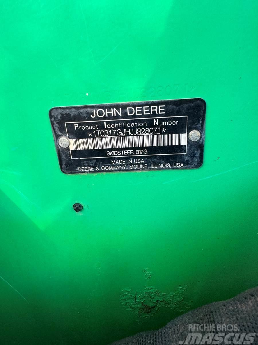 John Deere 317G Lietoti riteņu kompaktiekrāvēji
