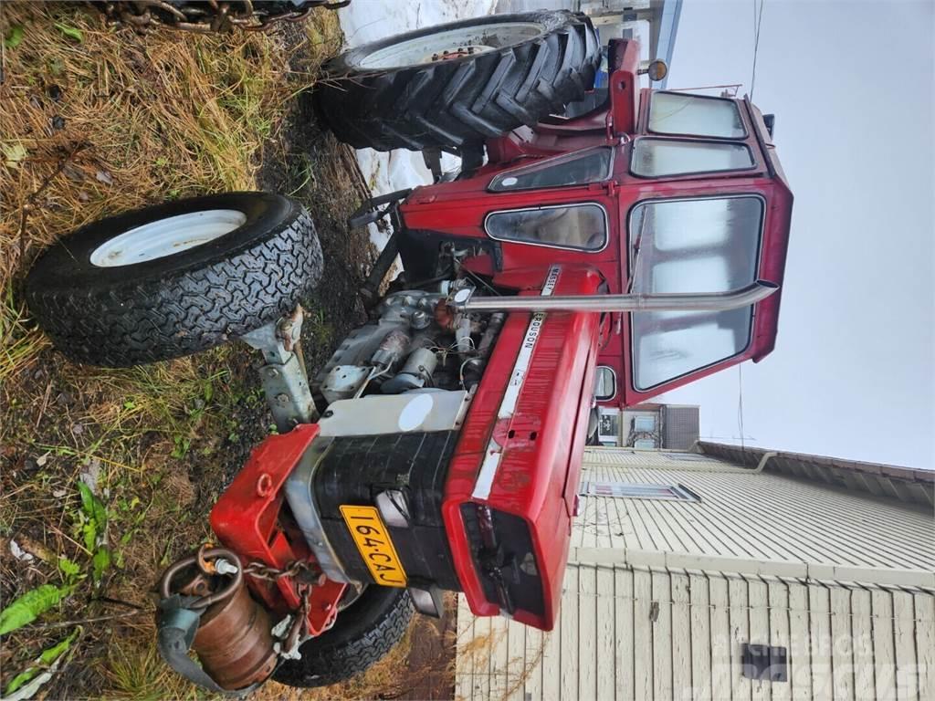 Massey Ferguson 165 Traktori