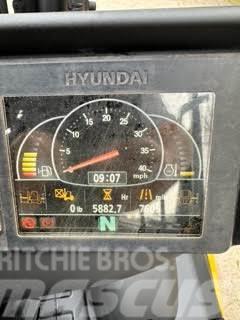 Hyundai 30D-9 Autokrāvēji - citi