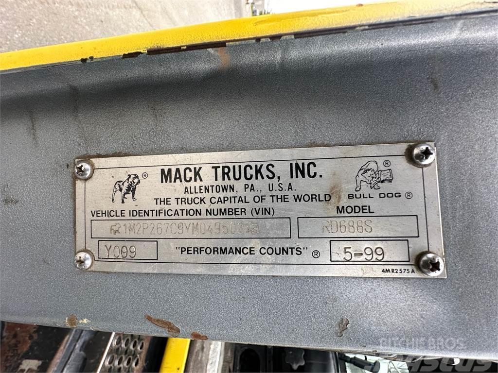 Mack RD688S Atkritumu izvešanas transports