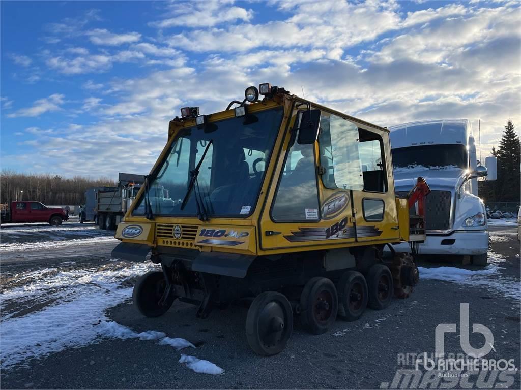 Bombardier BR180 Sniega traktori