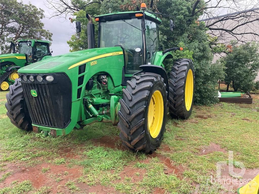 John Deere 8530 Traktori