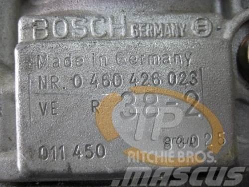 Bosch 0460426023 Bosch Einspritzpumpe Pumpentyp: VER38-2 Dzinēji