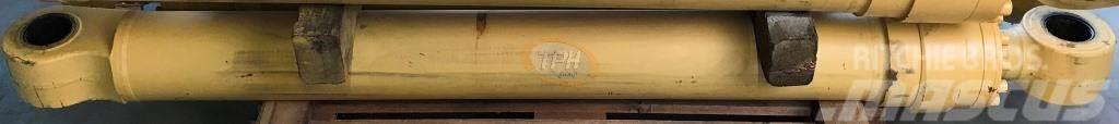 Furukawa 281830-21011 Zylinder Furukawa 740 Citas sastāvdaļas