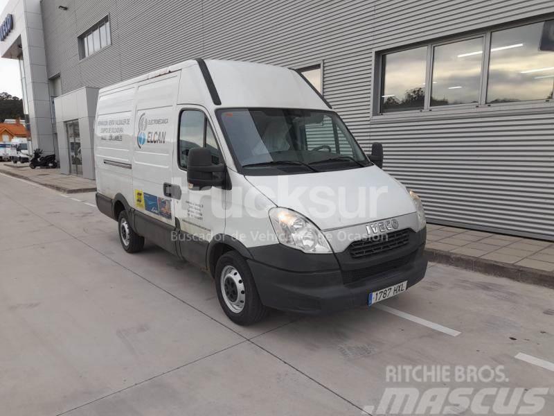 Iveco DAILY 35S13 Furgons