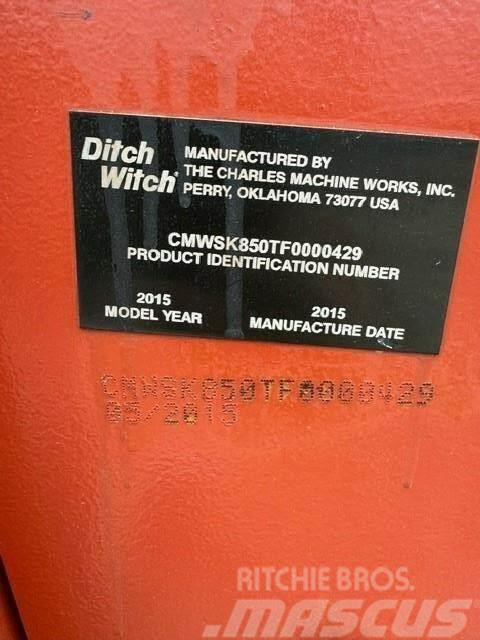 Ditch Witch SK850 Lietoti riteņu kompaktiekrāvēji